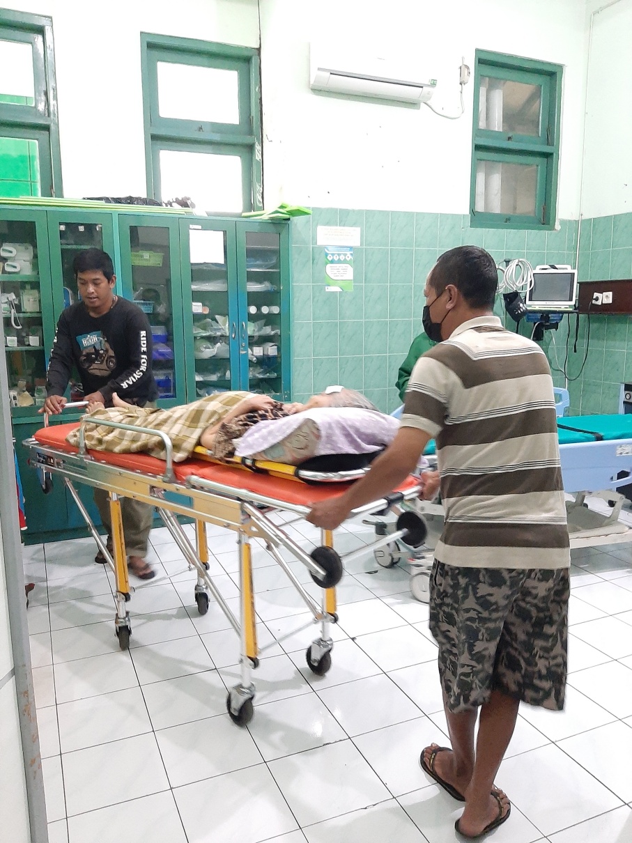 batch_ambulance09.jpg