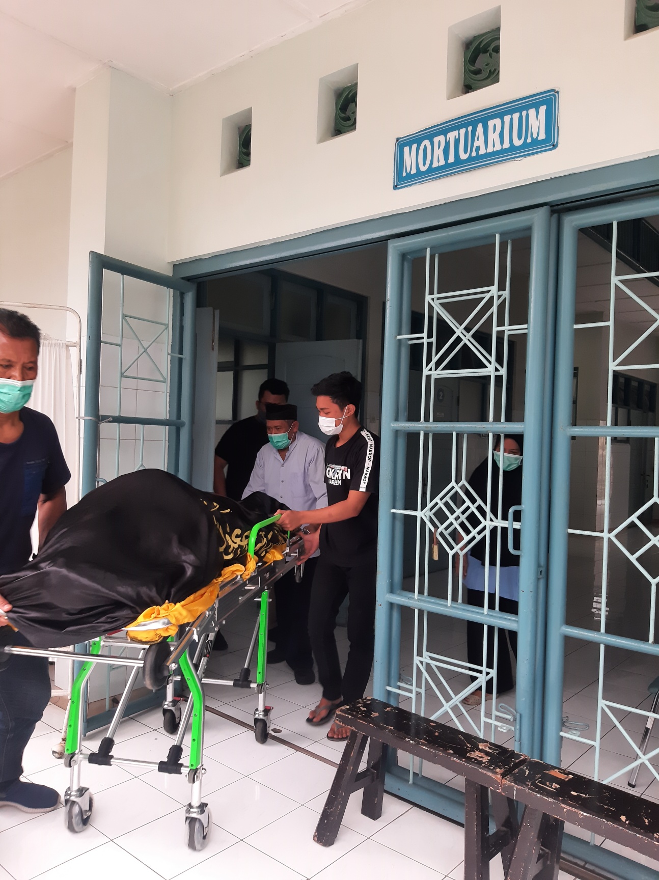 batch_ambulance12.jpg