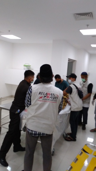 batch_ambulance18.jpg